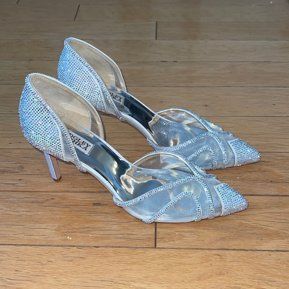New Badgley Mischka Crystal White Wedding Shoe Heel Size 9.5